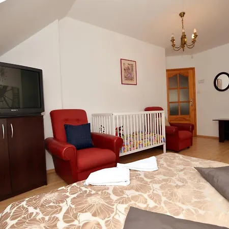 Hostal Madeira *