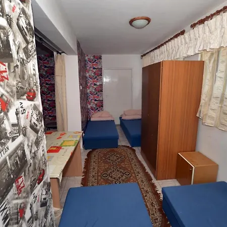 Madeira Hostel